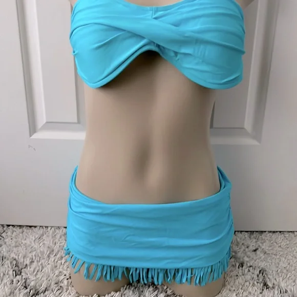 BODY GLOVE FRINGE BIKINI NWT SZ SMALL. MED - Picture 1 of 6